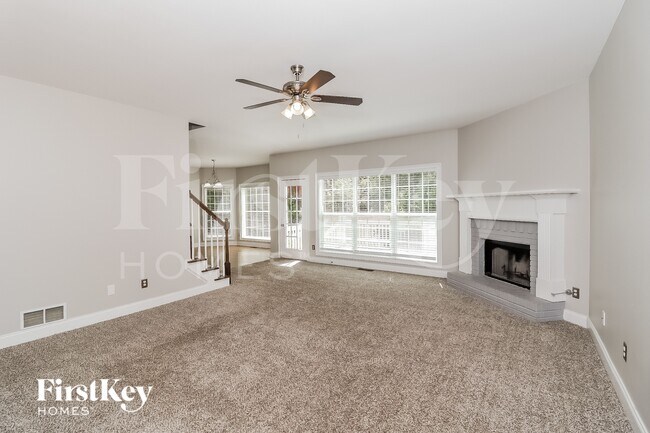 Building Photo - 461 Bentonville Ln