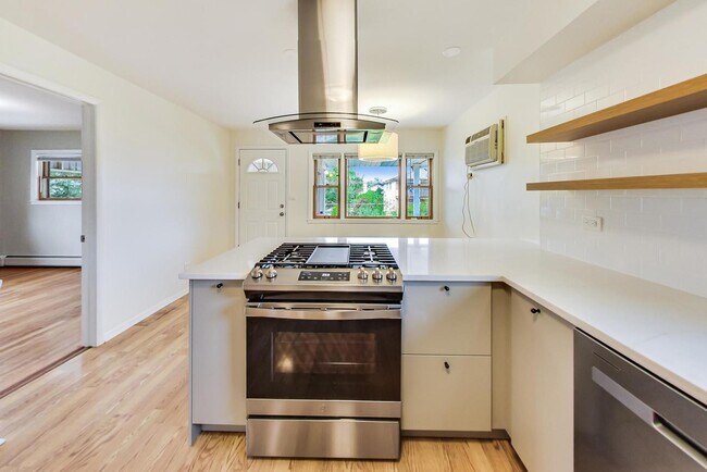 Foto del edificio - 16W641 56th Pl
