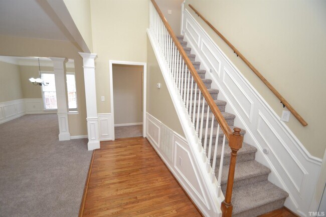 Building Photo - 4737 Sinclair Dr