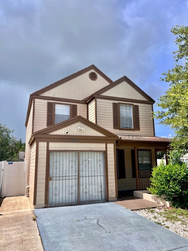 Photo - 7601 Willow Park Dr (Tampa, FL)