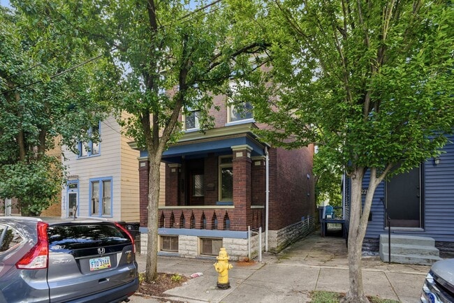 Photo - 2215 Victor St. Apartment