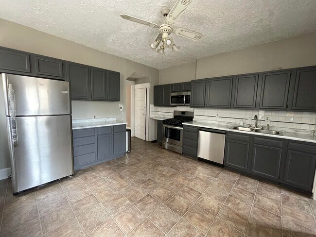 Cocina - 225 Fulton St
