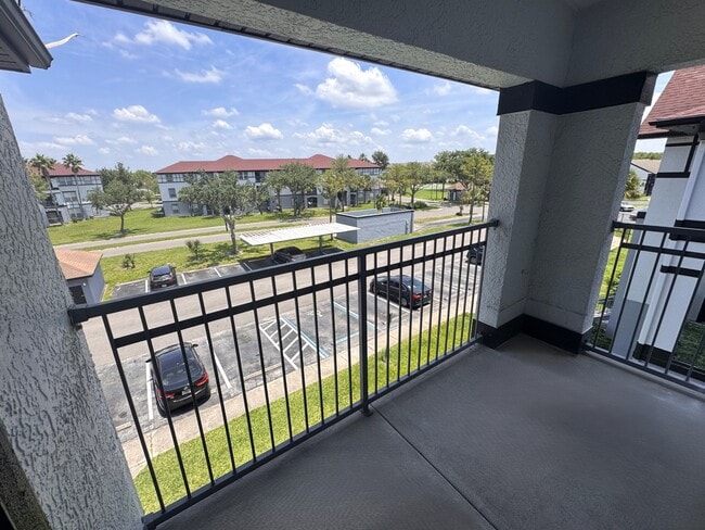 Building Photo - 3702 Palm Desert Ln