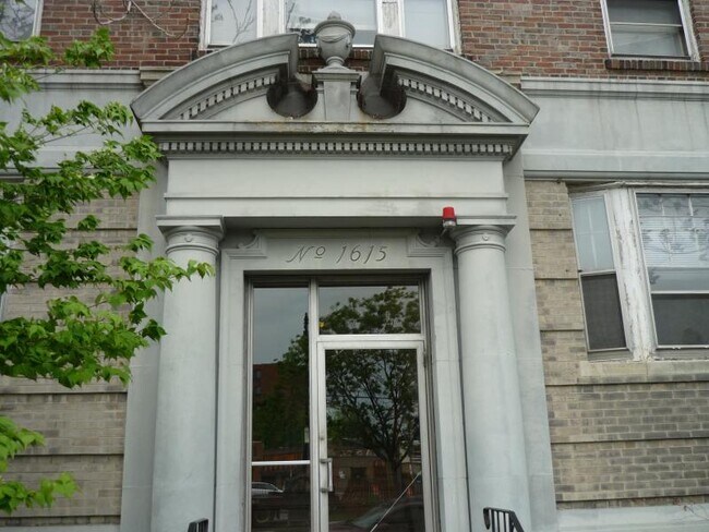 Foto del edificio - 1619 Commonwealth Ave