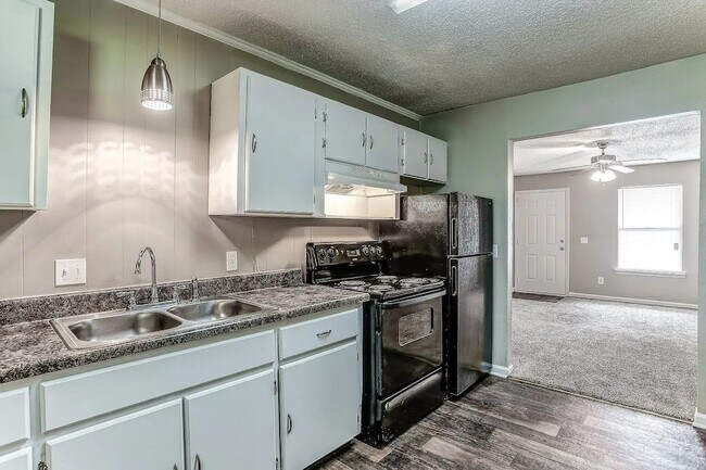 Foto del edificio - 801 Naylor Ave