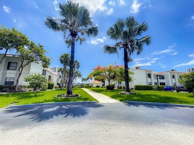 Building Photo - 3544 Magellan Cir