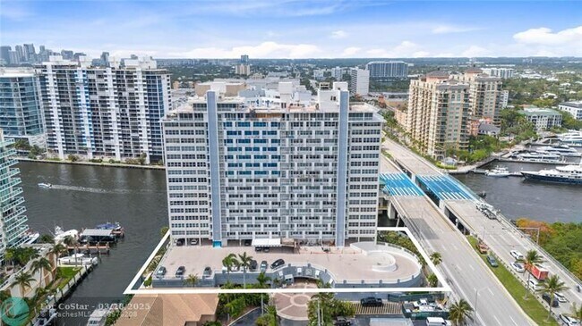 Foto del edificio - 2800 E Sunrise Blvd