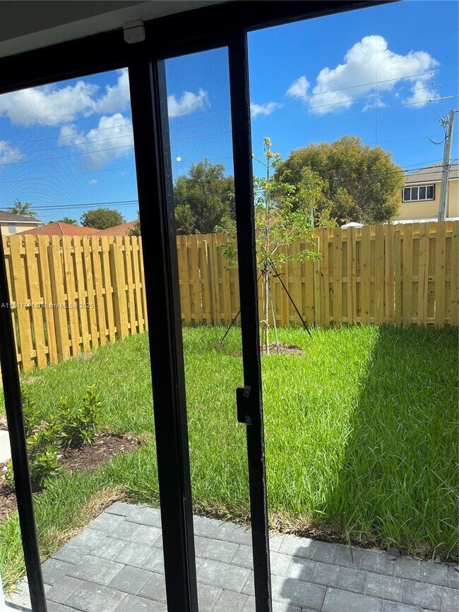 Foto del edificio - 28569 SW 132nd Ct