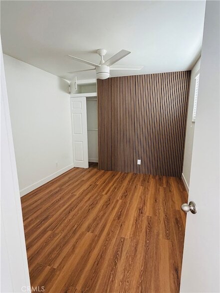 Foto del edificio - 811 N Handy St