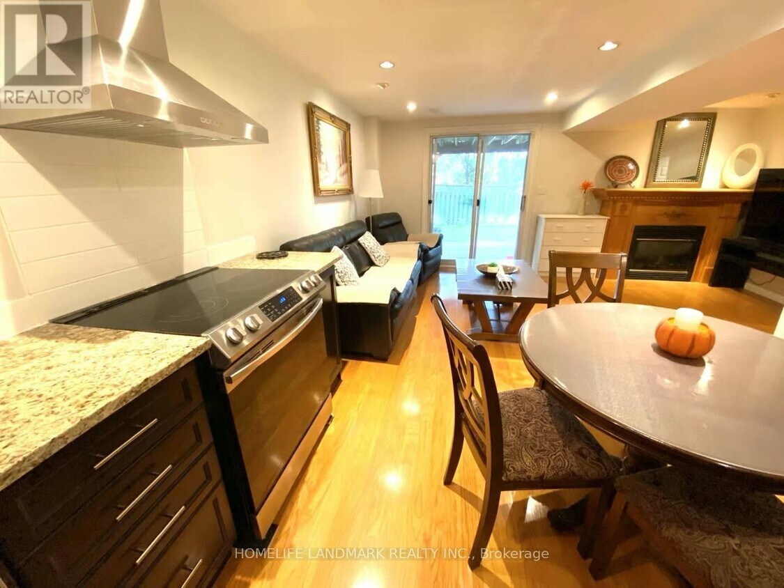 336 Stone Rd, Aurora, ON L4G 6Y6 House for Rent in Aurora, ON