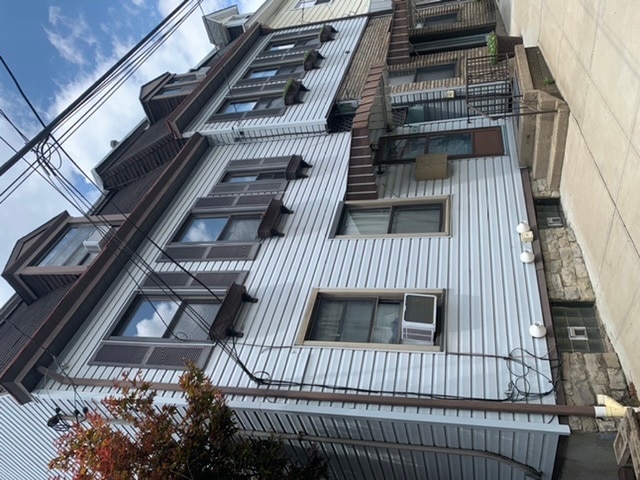 Front facade - 438 Taylor St