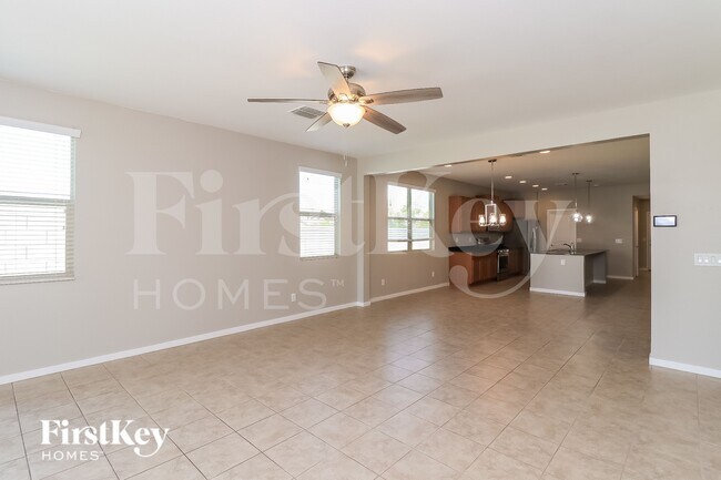 Foto del edificio - 4052 S 101st Ln