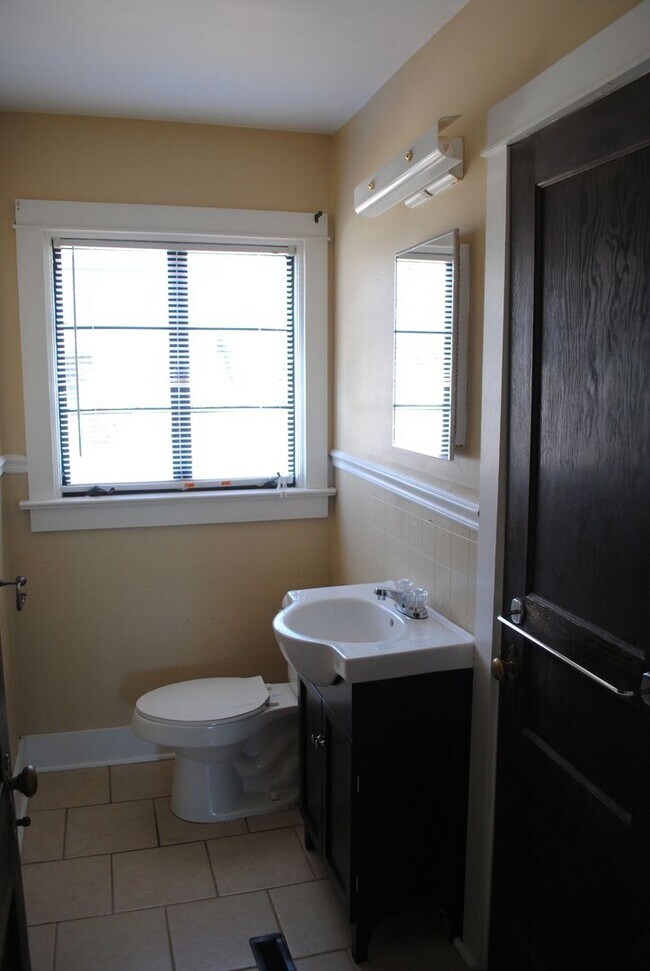 Foto del edificio - 3BR Brick House