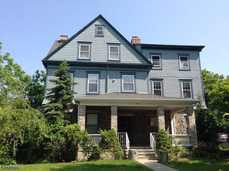 23 Euclid Ave Unit 2F, Summit, NJ 07901 Room for Rent in Summit, NJ