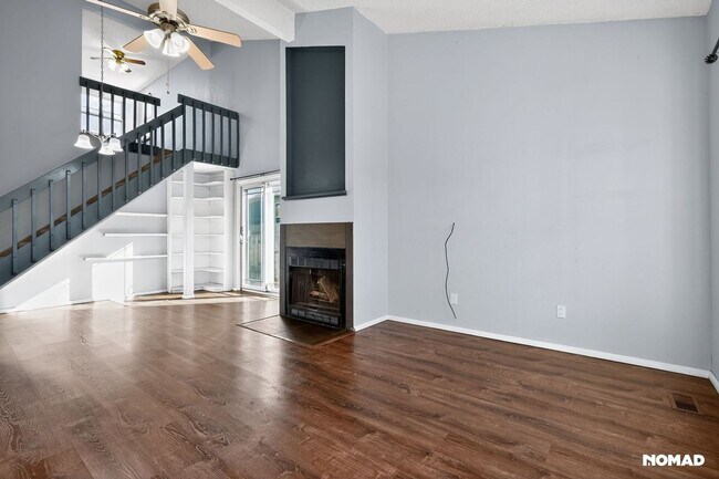 Foto del edificio - 4540 Morning Mist Dr