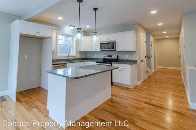 Building Photo - 3 br, 2.5 bath House - 5A Horizon Drive