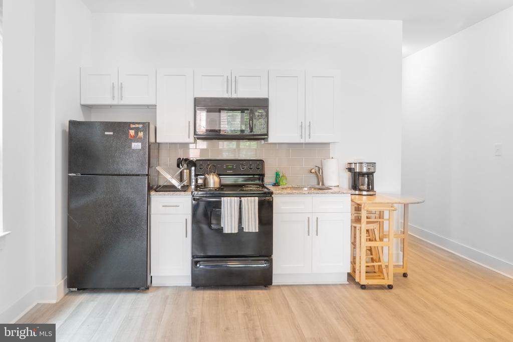 Foto principal - 5040 Market St