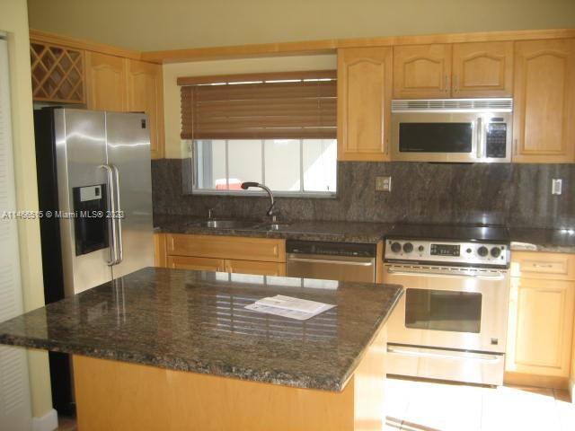Foto del edificio - 11266 SW 64th Ln