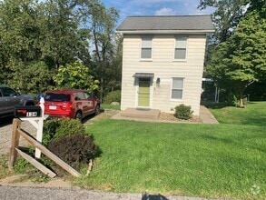 Building Photo - 134 Jacob St
