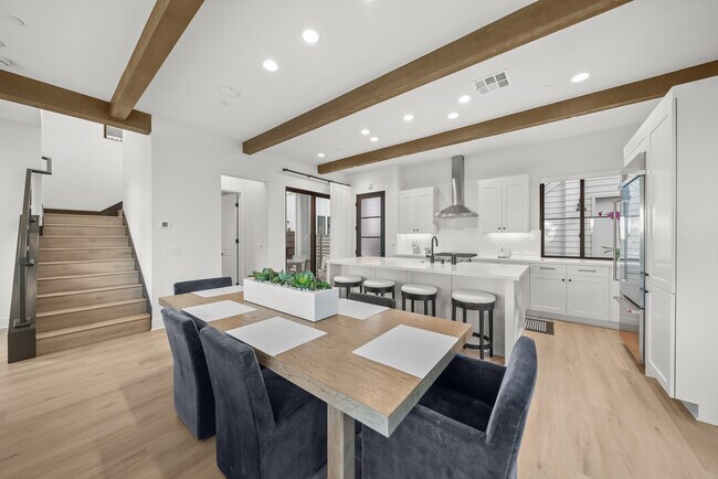 Building Photo - 1260 Molara Ln