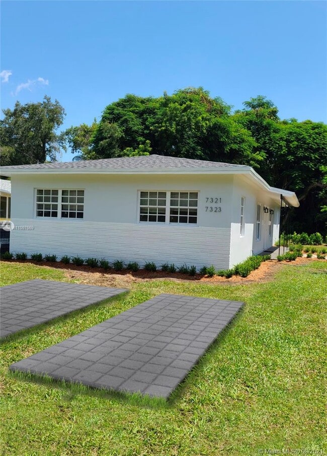 Foto del edificio - 7323 SW 63rd Ct