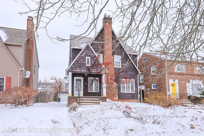 Foto del edificio - 4 br, 1.5 bath House - 3649 Cummings