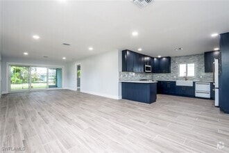 Building Photo - 27642 Imperial Shores Blvd