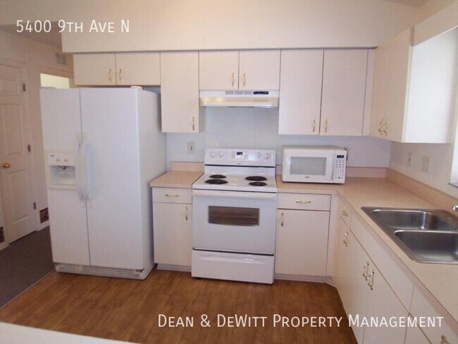 Foto del edificio - 5400 9th Ave N