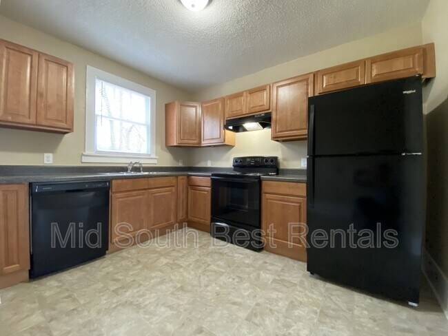 Building Photo - 921 S Brown St