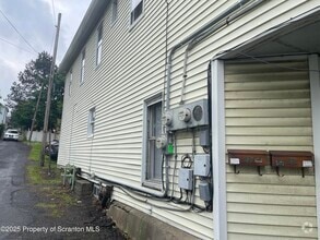 Building Photo - 1405 Prospect Ave