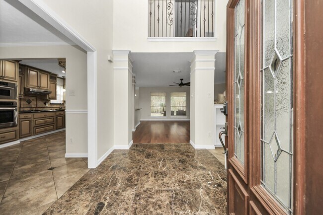 Foto del edificio - 1024 Glenview Dr