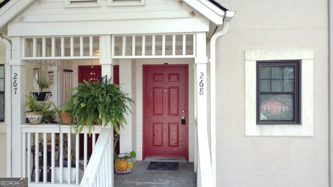 Building Photo - 290 Appleby Dr