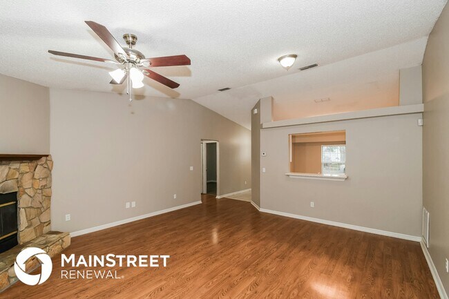 Foto del edificio - 8155 Teaticket Dr