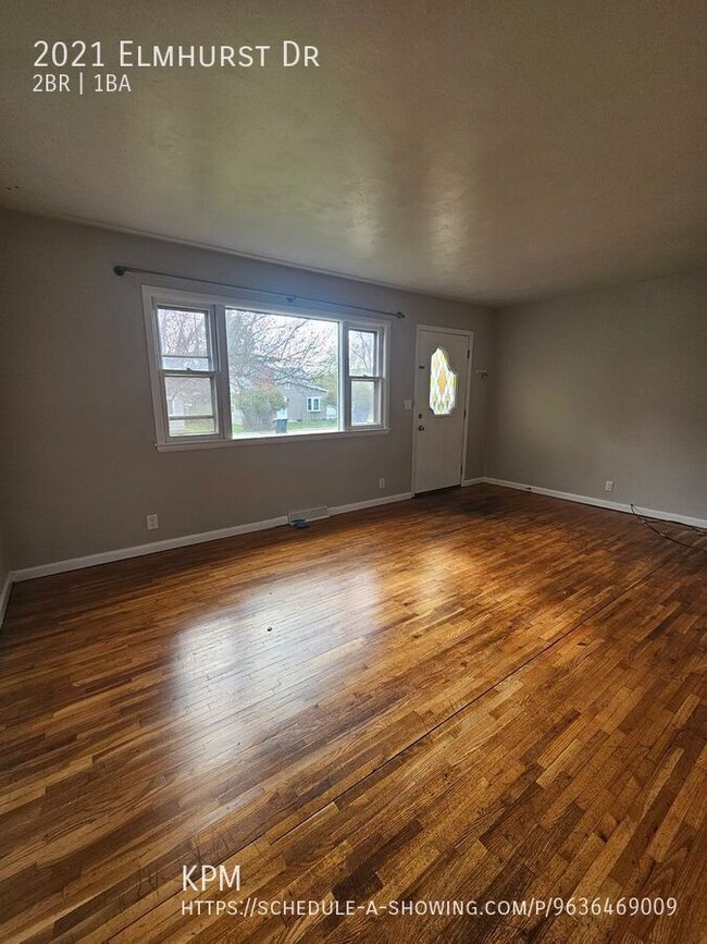Building Photo - 2021 Elmhurst Dr