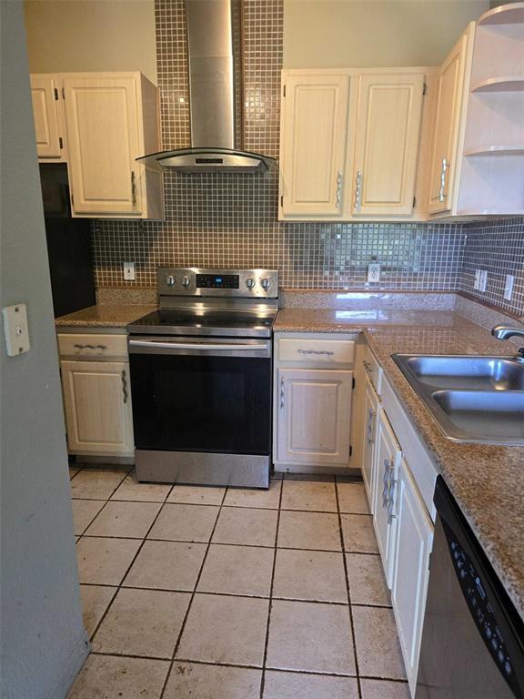 Building Photo - 8915 Legacy Ct