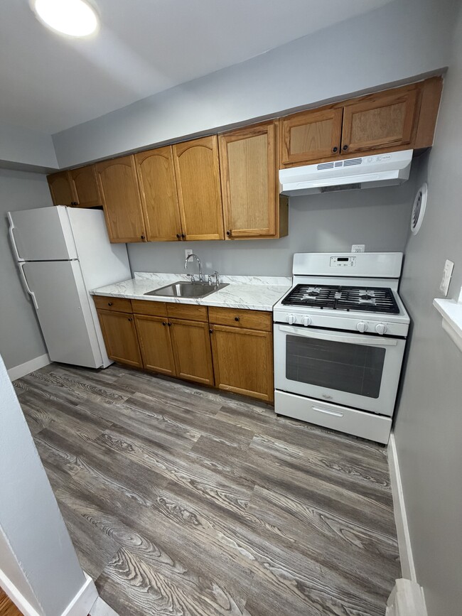 Building Photo - 2428 St Georges Ave