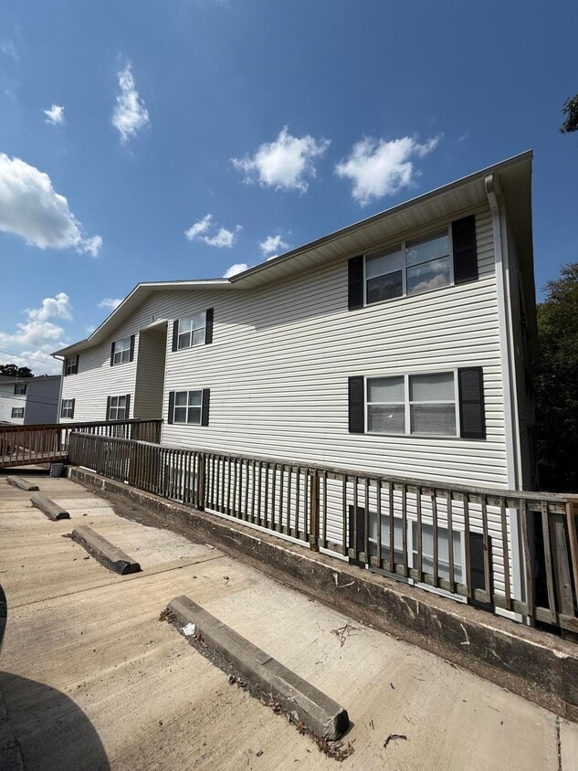 Primary Photo - 428 Kays Ln