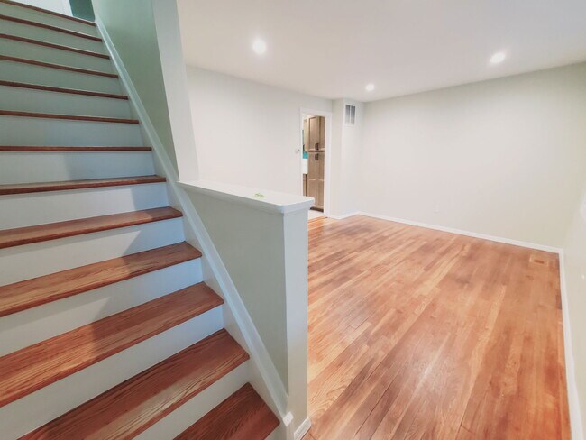 Building Photo - 41 Benedict Ct