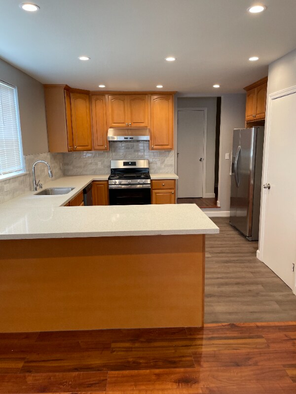 Building Photo - 31 Park Manor Dr