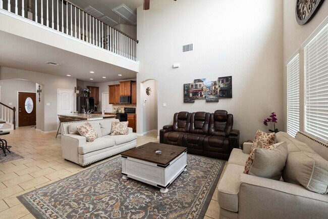 Building Photo - 10238 Midsummer Meadow