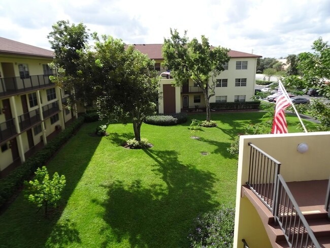 Photo - 151 SW 135th Terrace Apartment