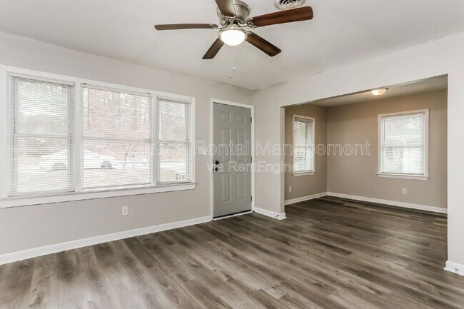 Foto del edificio - 79 Anderson Ave NW