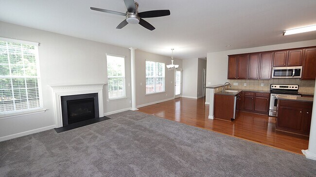 Building Photo - Lovely Four Bedroom Home in Desirable Village at Rolesville Community