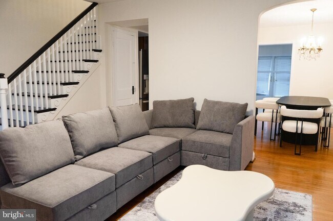 Foto del edificio - 7329 12th St NW
