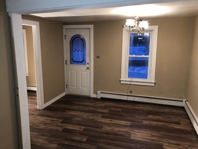 Dining room - 114 S. Jefferson St.