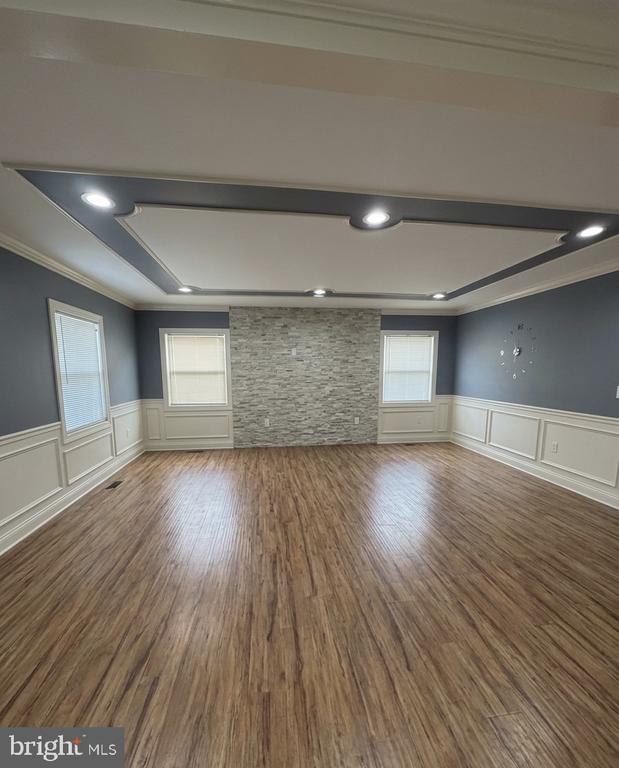 Foto del edificio - 34 Hopkins Ln