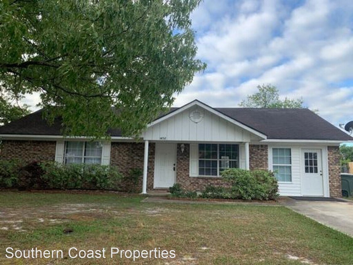 Foto principal - 3 br, 2 bath House - 1452 Enterprise Drive