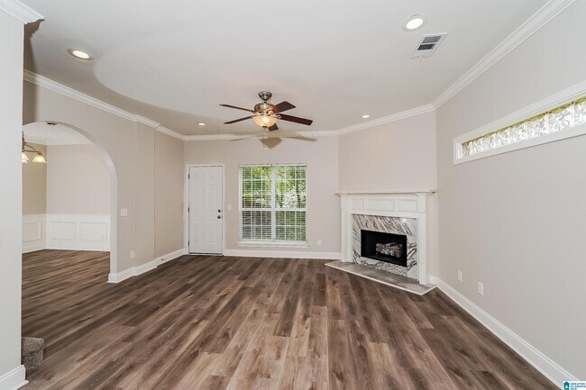 Foto del edificio - 2395 Old Rocky Ridge Rd