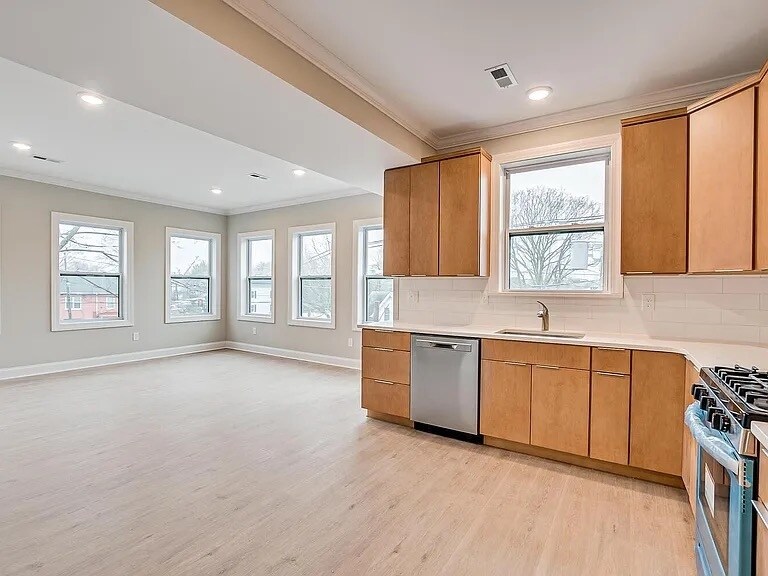 Foto del edificio - 237-5-243-243 5th St