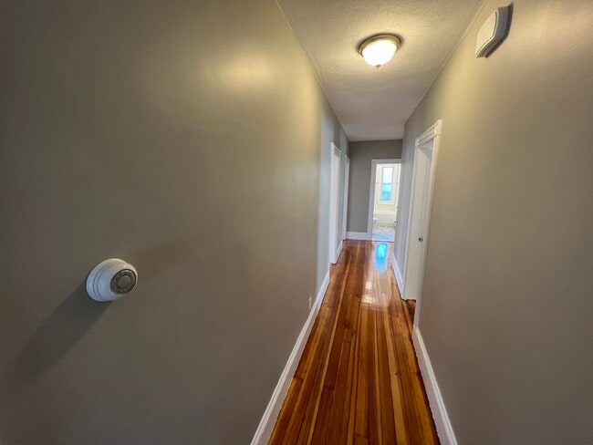 Building Photo - 8 Gilson Ter